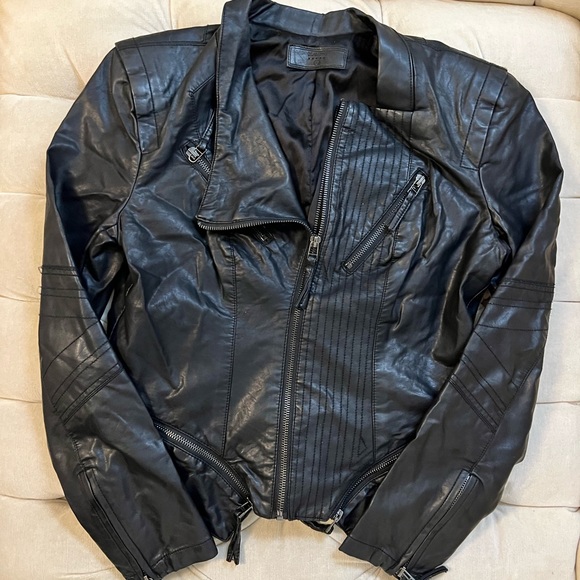 Blank NYC Faux Leather Moto Jacket - Picture 4 of 10